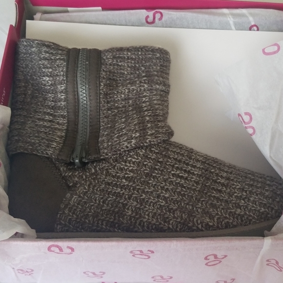 so sweater boots